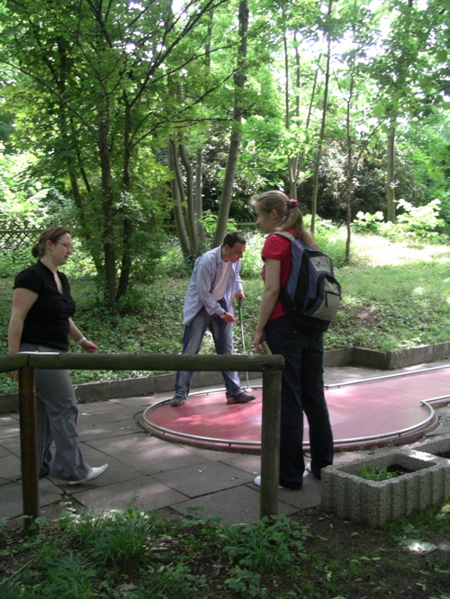 Minigolf 08 - Sandra, Alex und Andrea