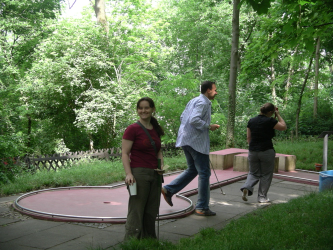 Minigolf 08 - Caro, Alex und Sandra